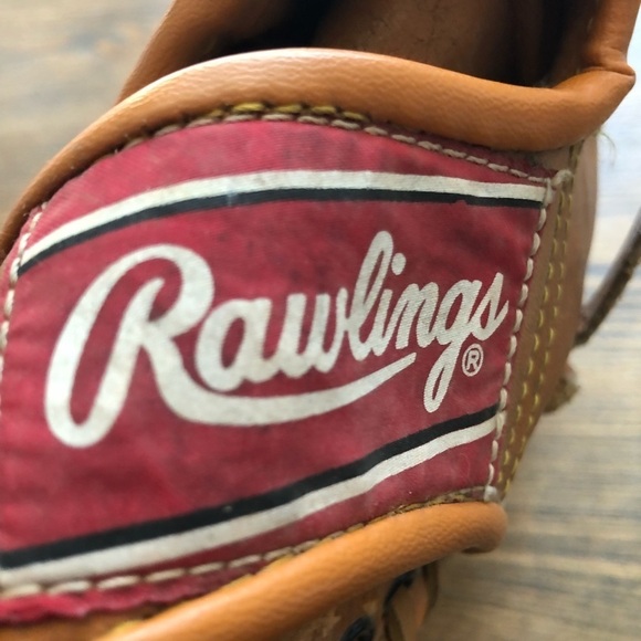 Rawlings kids  glove RB 106 10” - Picture 3 of 6